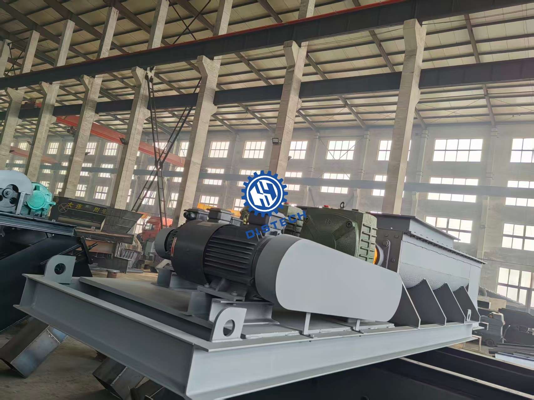 菌料 菌糠生物质双螺旋给料机2台发货